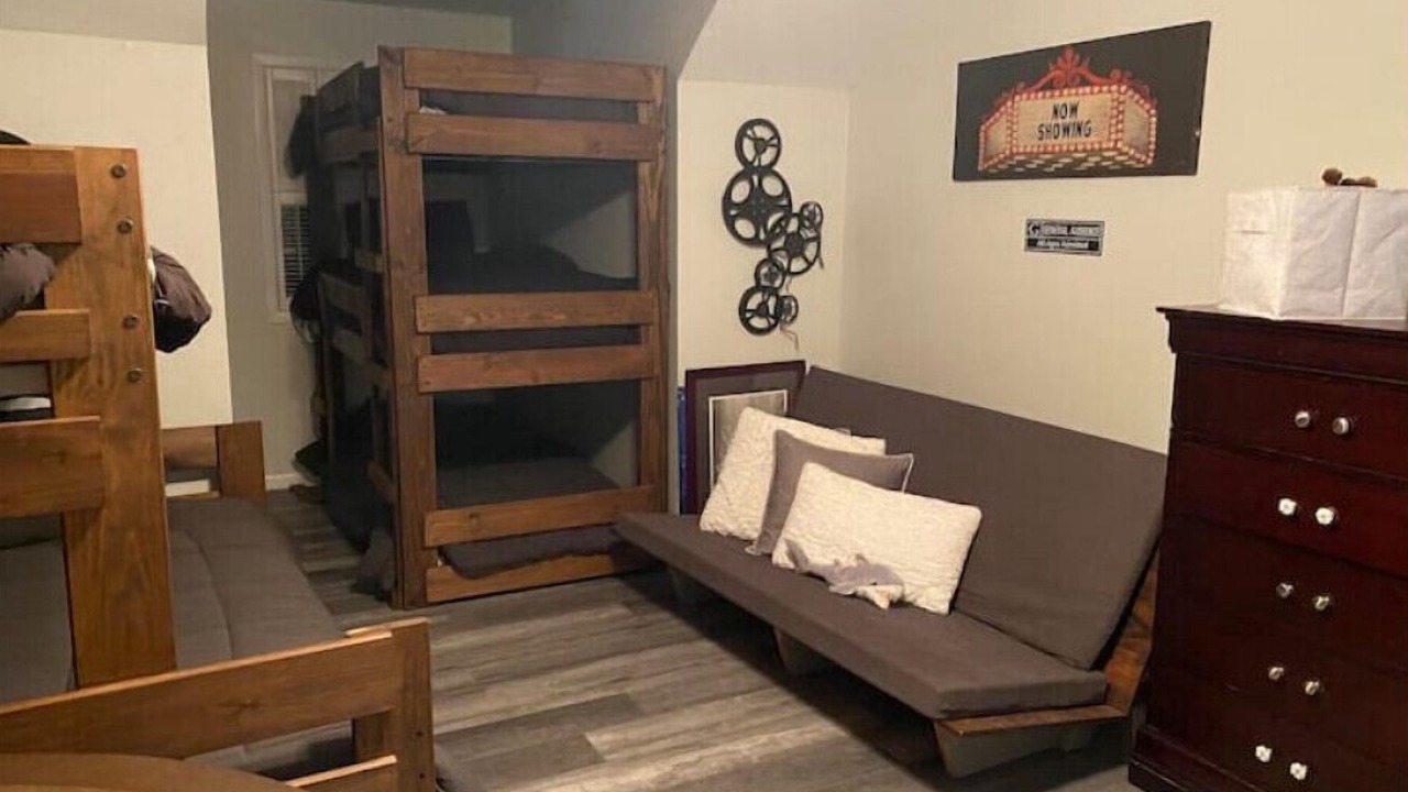 Photo of Livingroom in Bryan