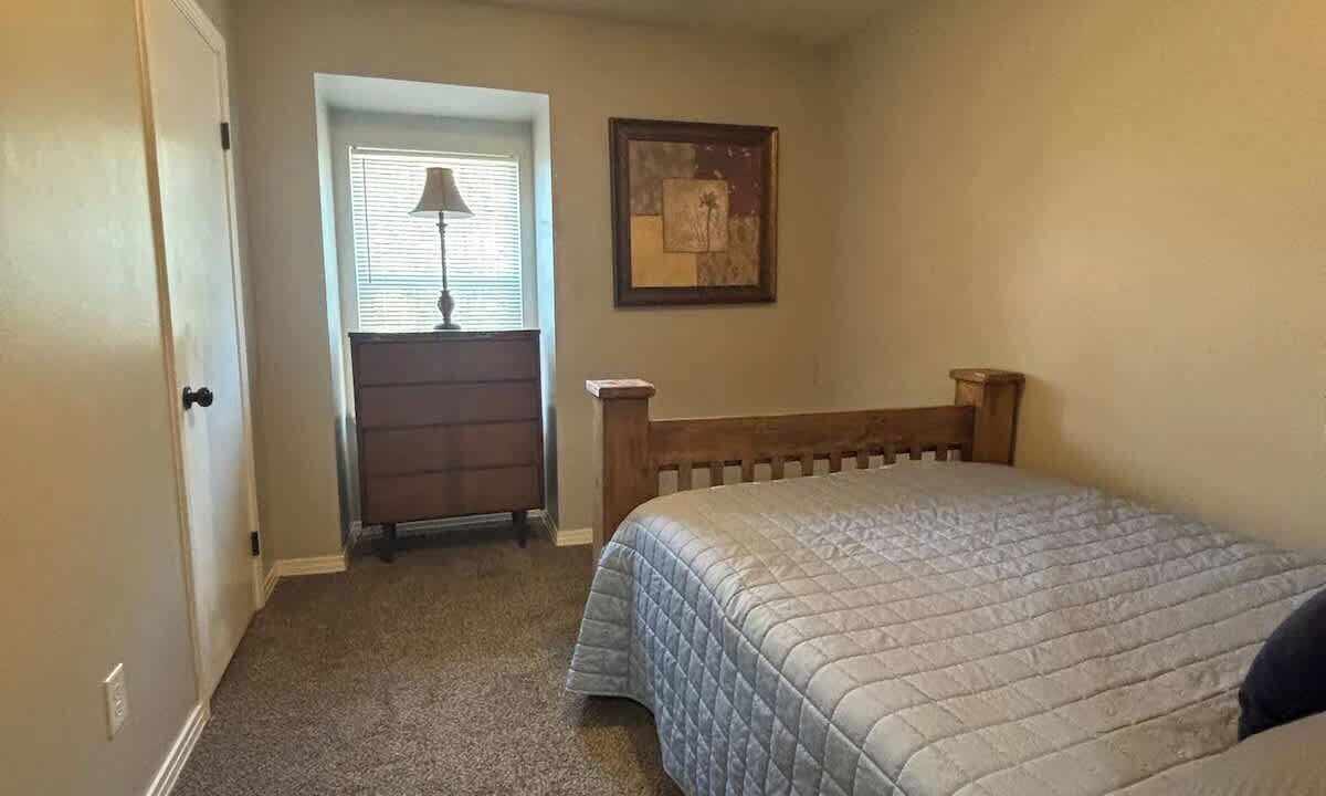 Photo of Bedroom in Bryant