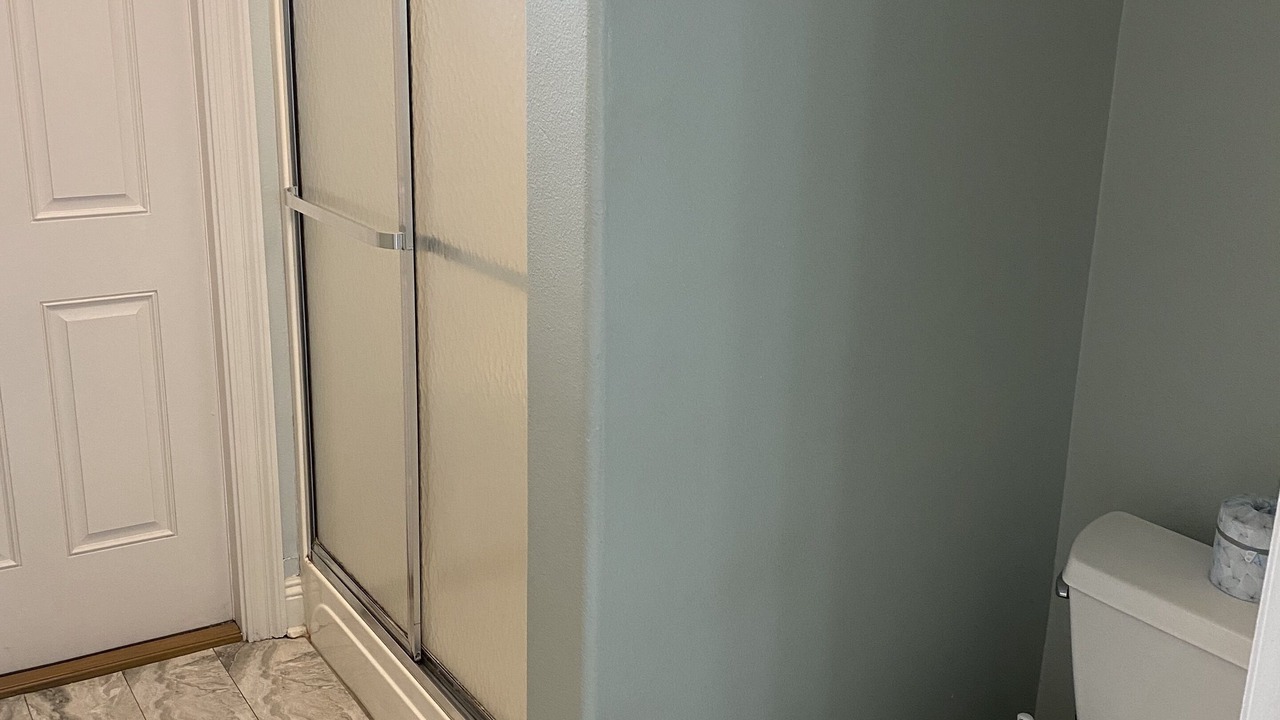 Photo of Bathroom in Clipper Cove