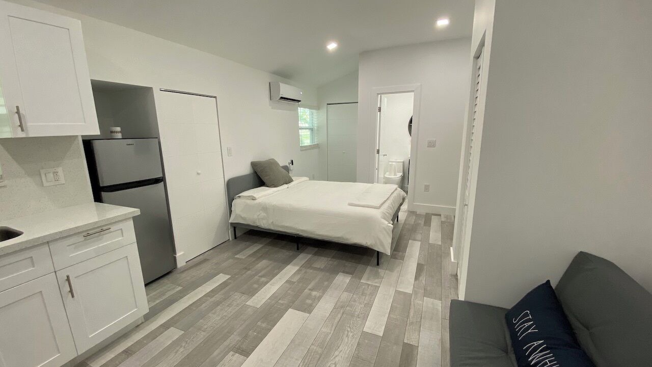 Photo of Bedroom in Royal Poinciana