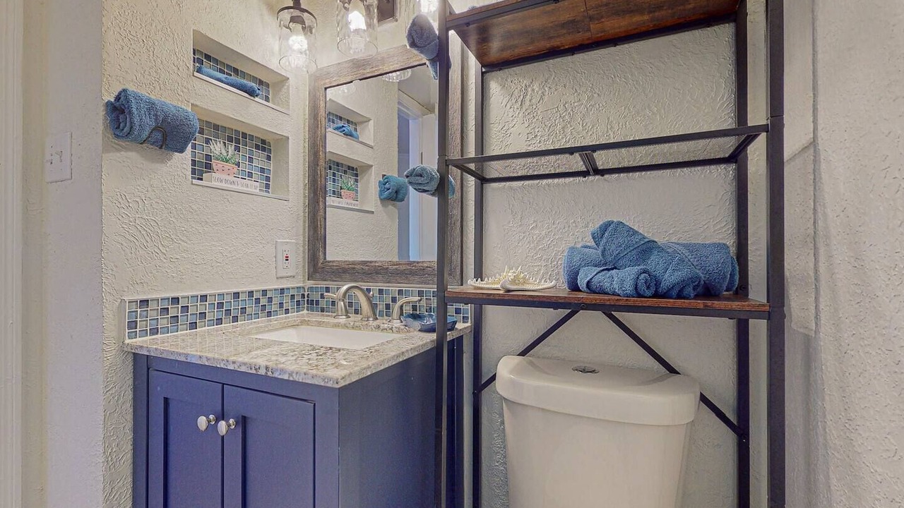 Photo of Bathroom in Galveston