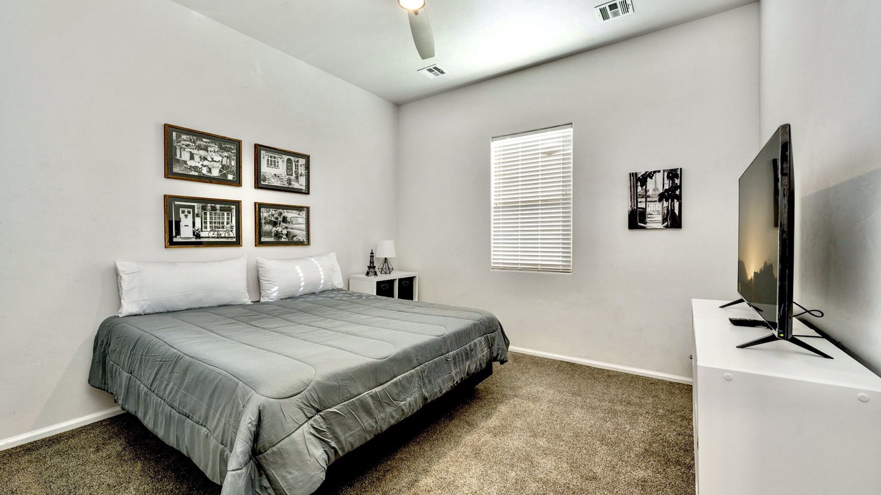 Photo of Bedroom in Mesilla Park