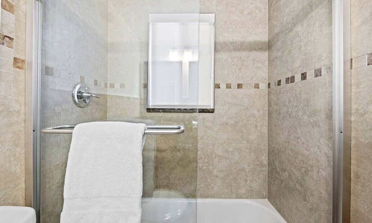 Photo of Bathroom in Lauderdale-by-the-Sea