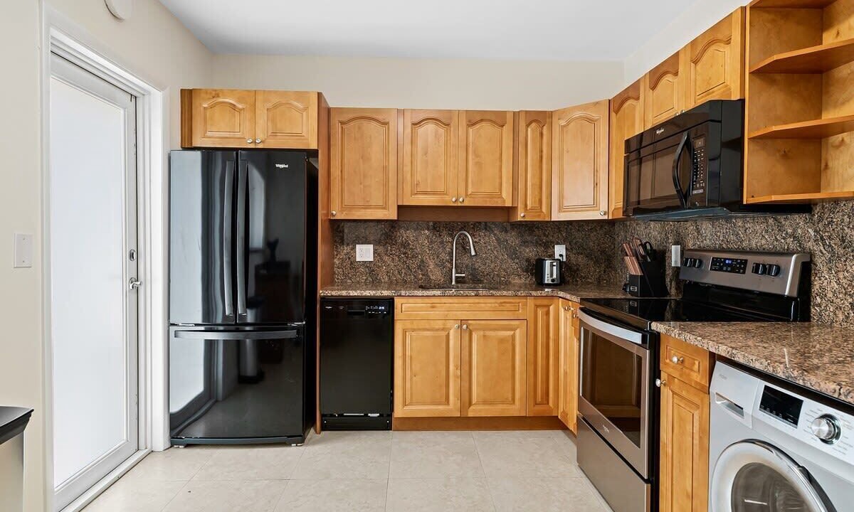 Photo of Kitchen in Lauderdale-by-the-Sea
