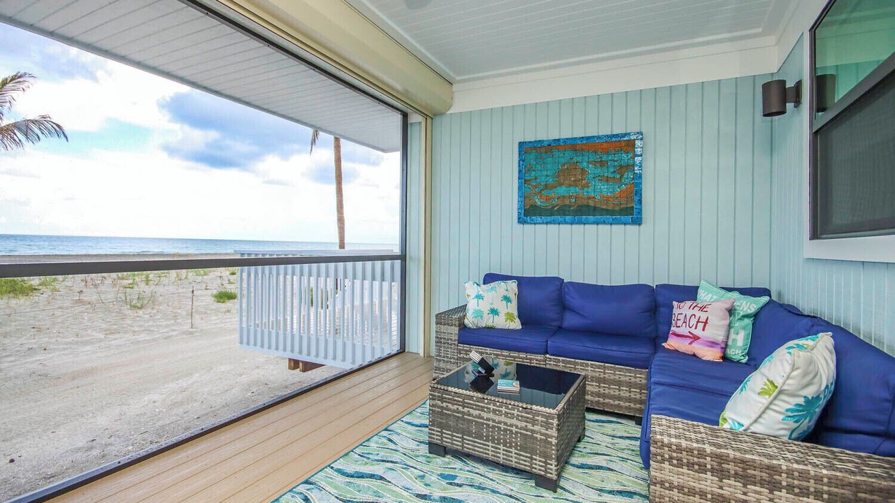 Photo of Livingroom in Captiva