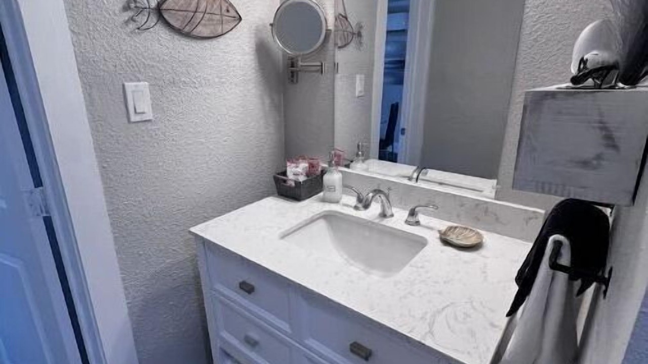 Photo of Bathroom in Galveston