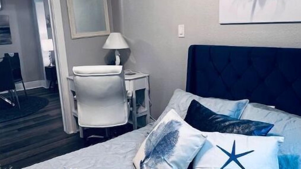 Photo of Bedroom in Galveston