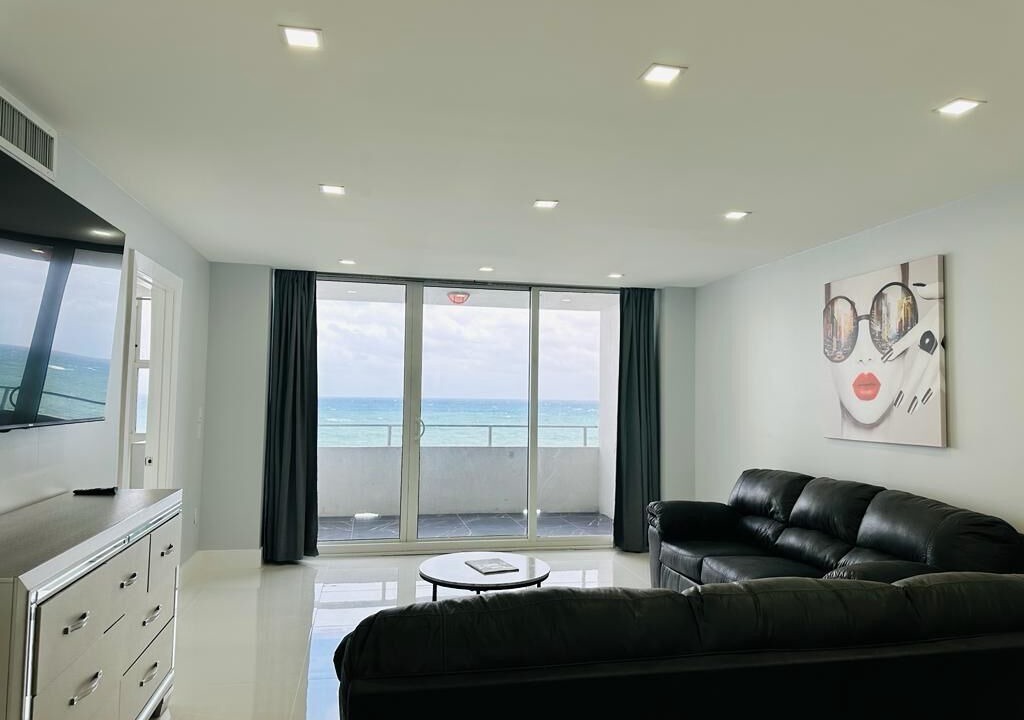 Photo of Patio Balcony in Galt Mile