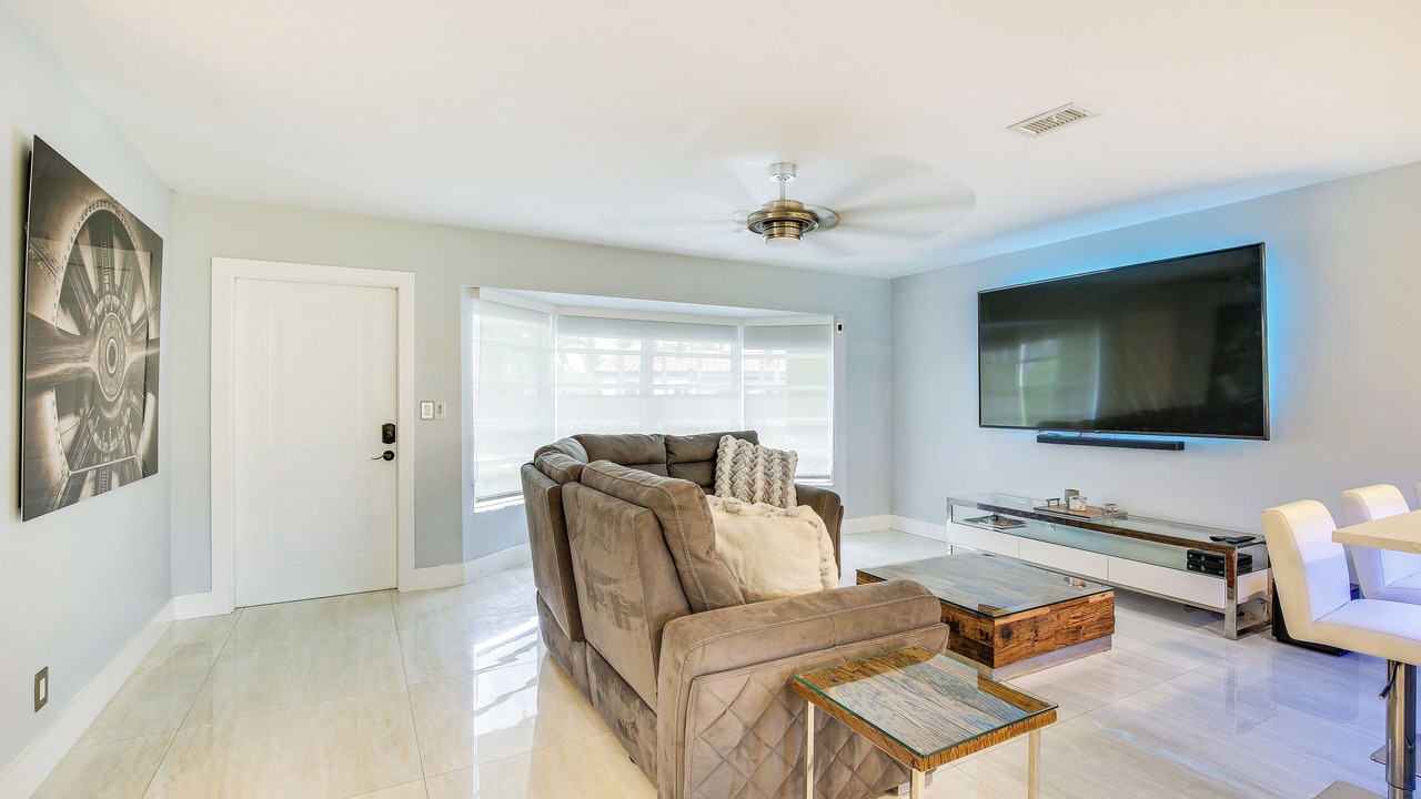 Photo of Livingroom in Lighthouse Point