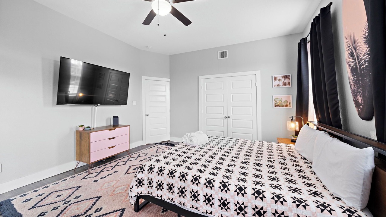 Photo of Bedroom in Galveston