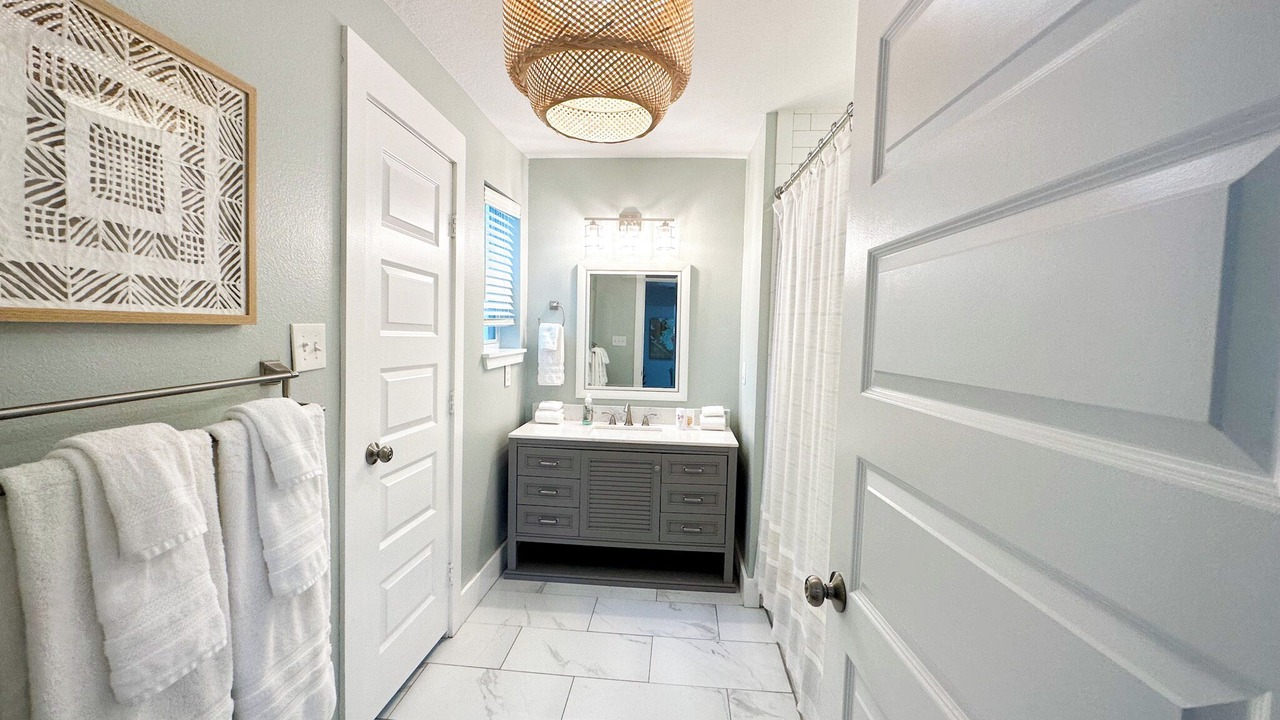 Photo of Bathroom in Galveston