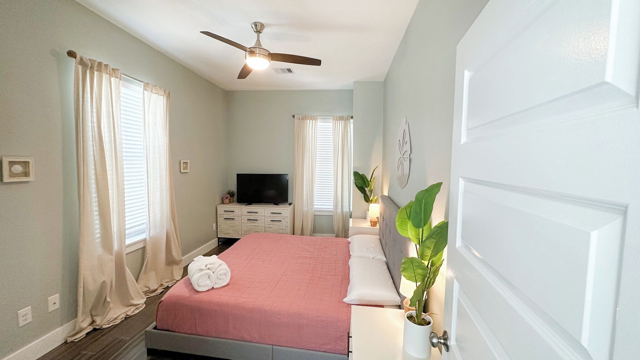 Photo of Bedroom in Galveston