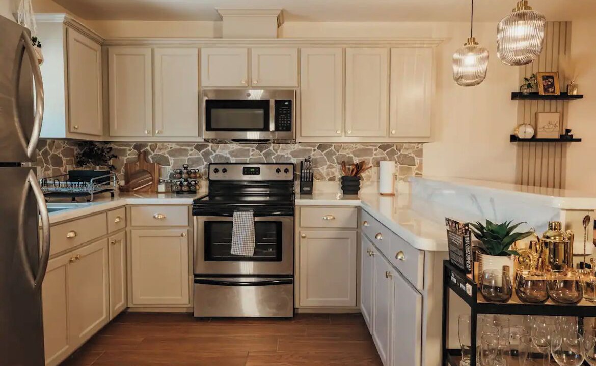 Photo of Kitchen in Edinburg