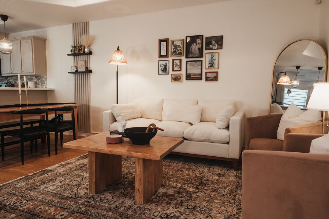 Photo of Livingroom in Edinburg