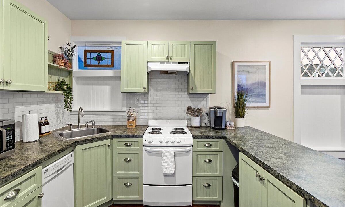 Photo of Kitchen in San Jacinto