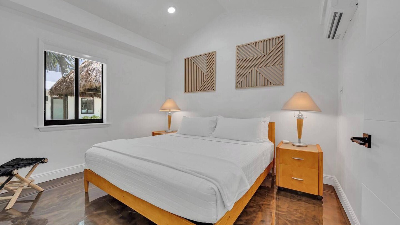 Photo of Bedroom in Flagler Village