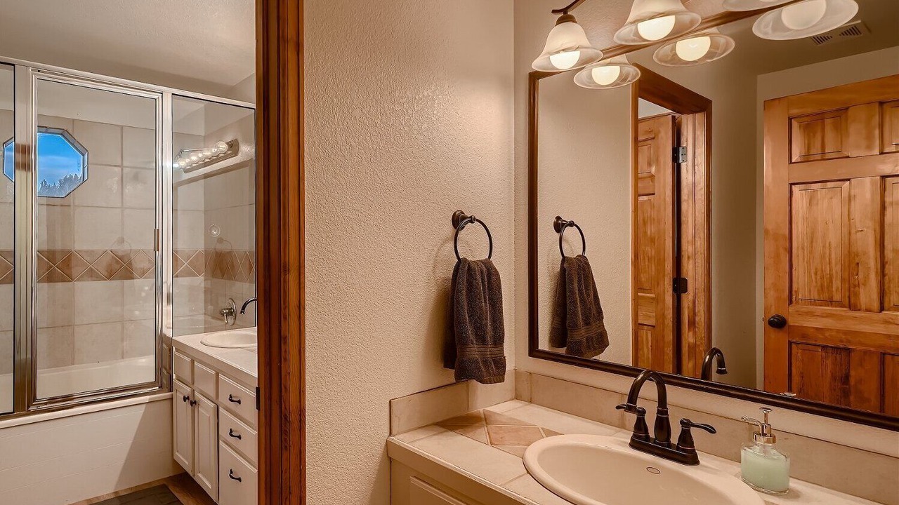 Photo of Bathroom in Bailey