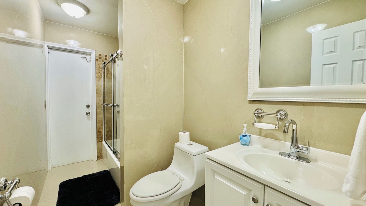 Photo of Bathroom in Sunrise