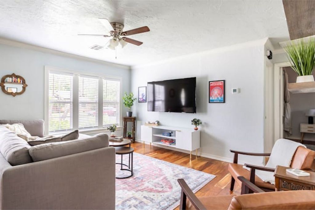 Photo of Livingroom in Norman
