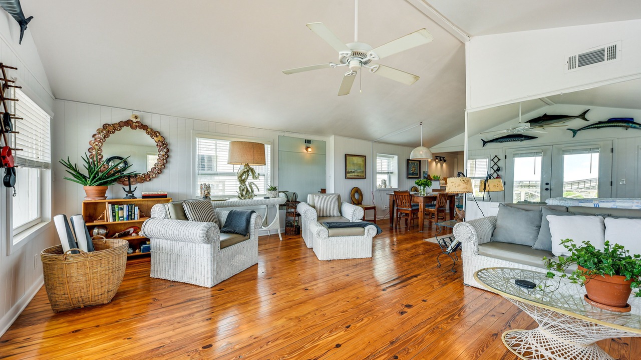 Photo of Livingroom in Fernandina Beach