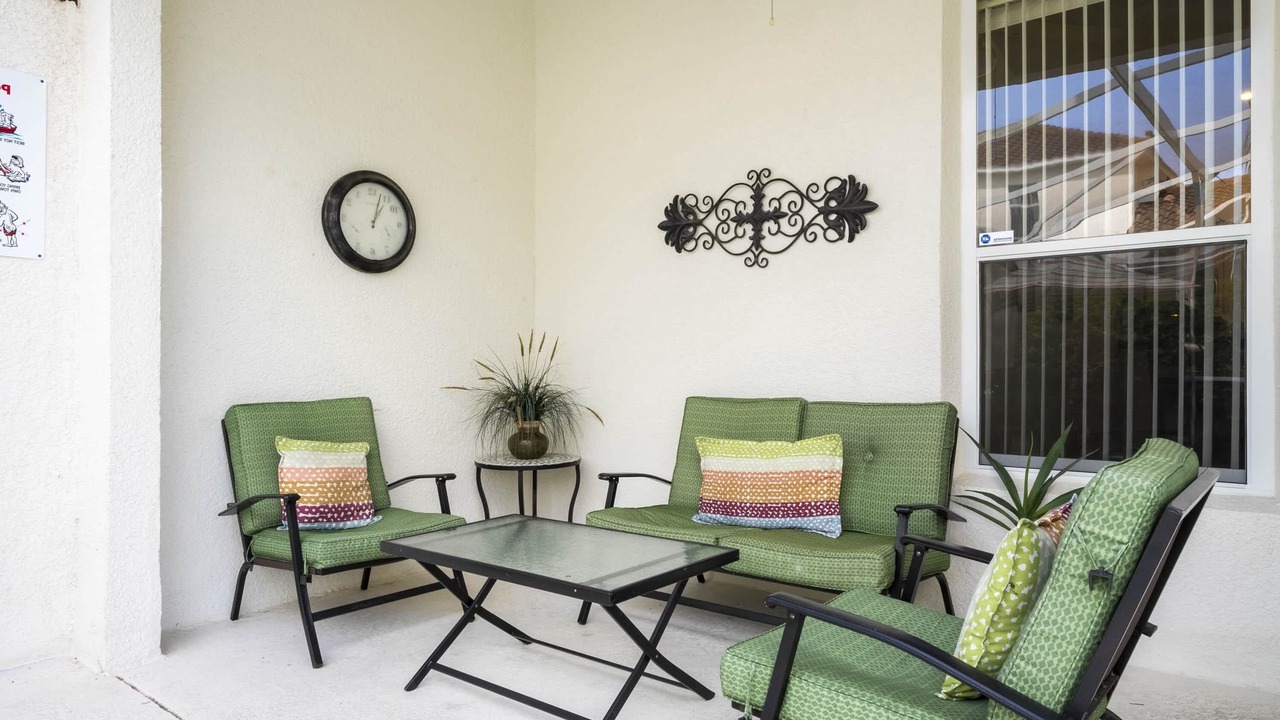 Photo of Patio Balcony in Tuscan Hills