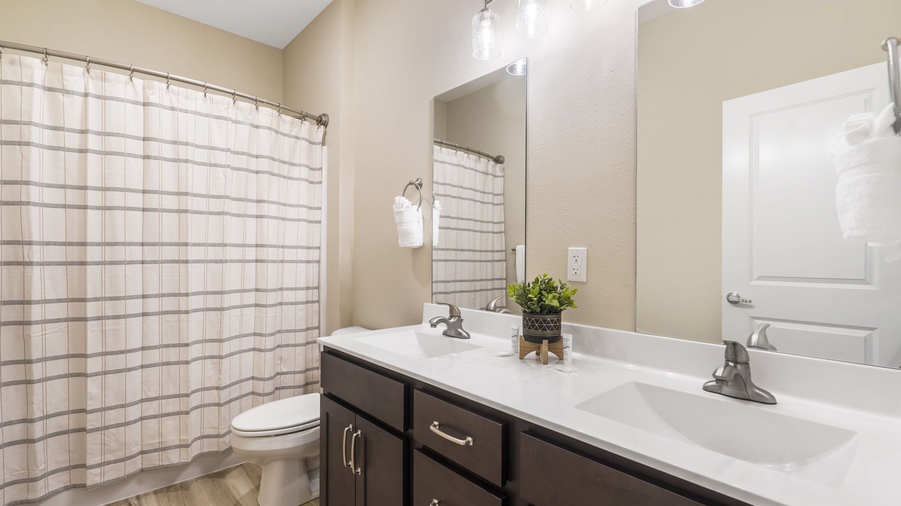 Photo of Bathroom in Branson