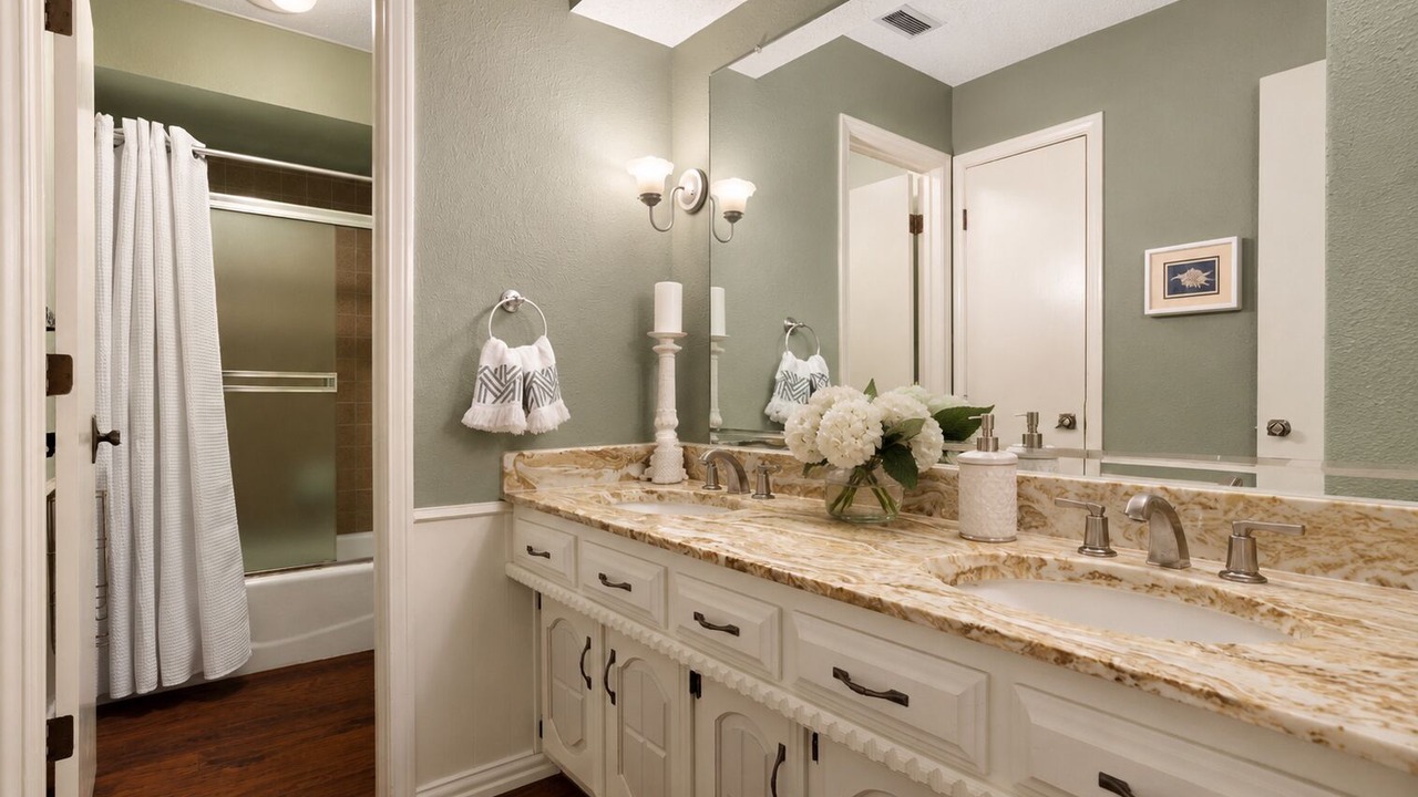 Photo of Bathroom in Waxahachie