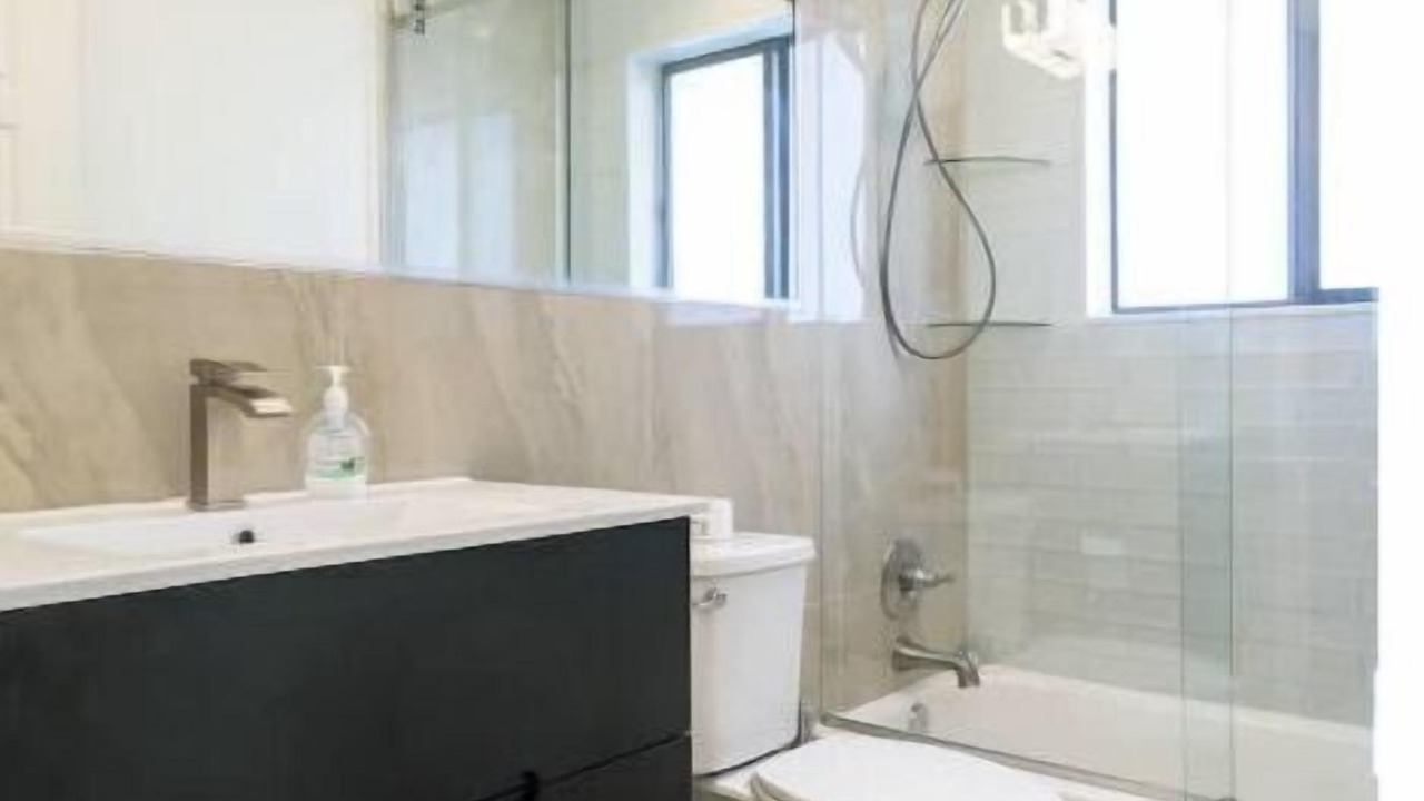 Photo of Bathroom in Dolphin Isles