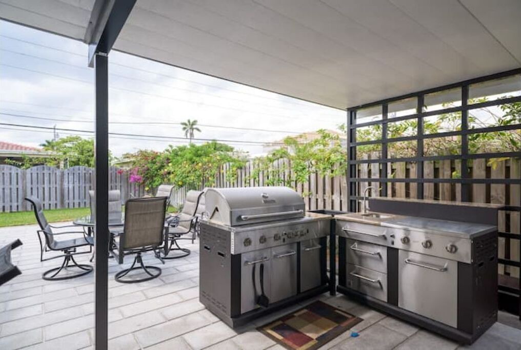 Photo of Outdoor in Dolphin Isles