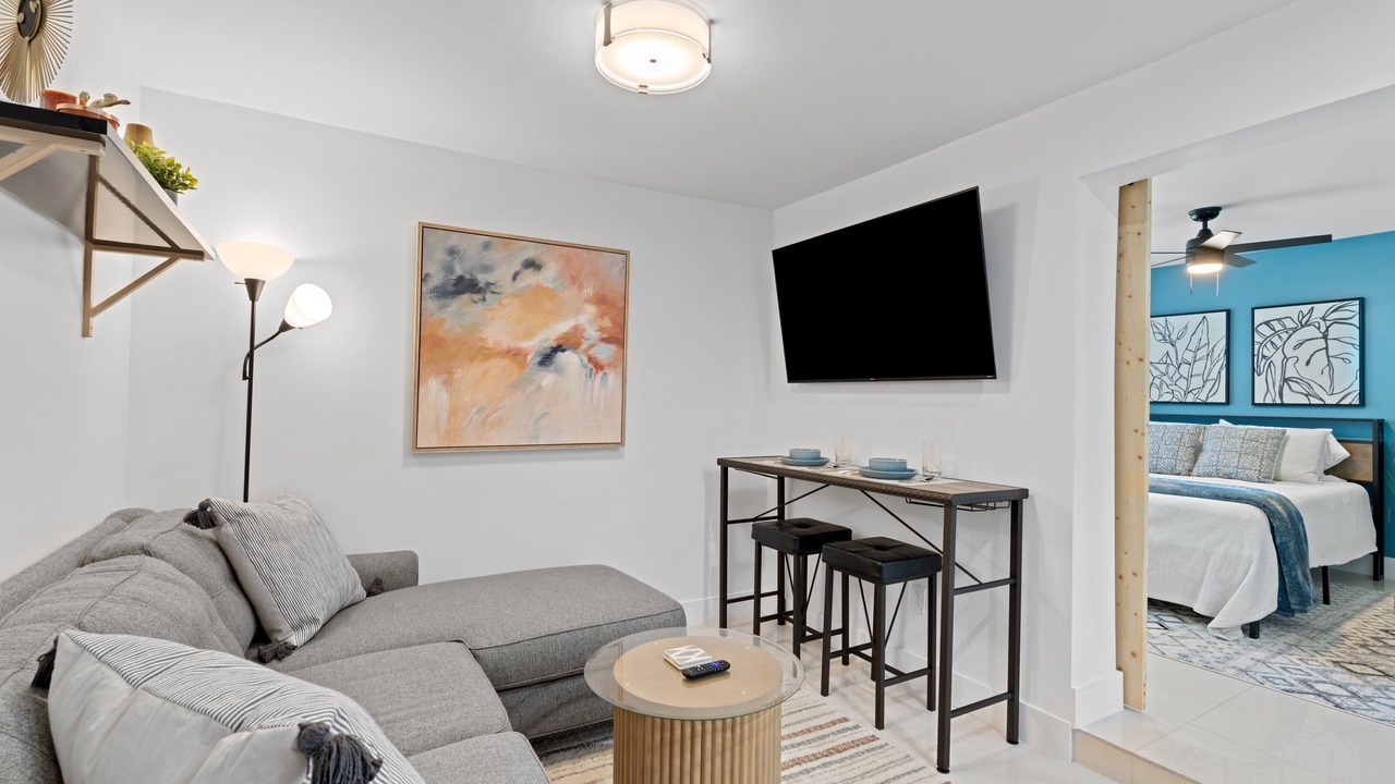 Photo of Bedroom in Pompano Beach