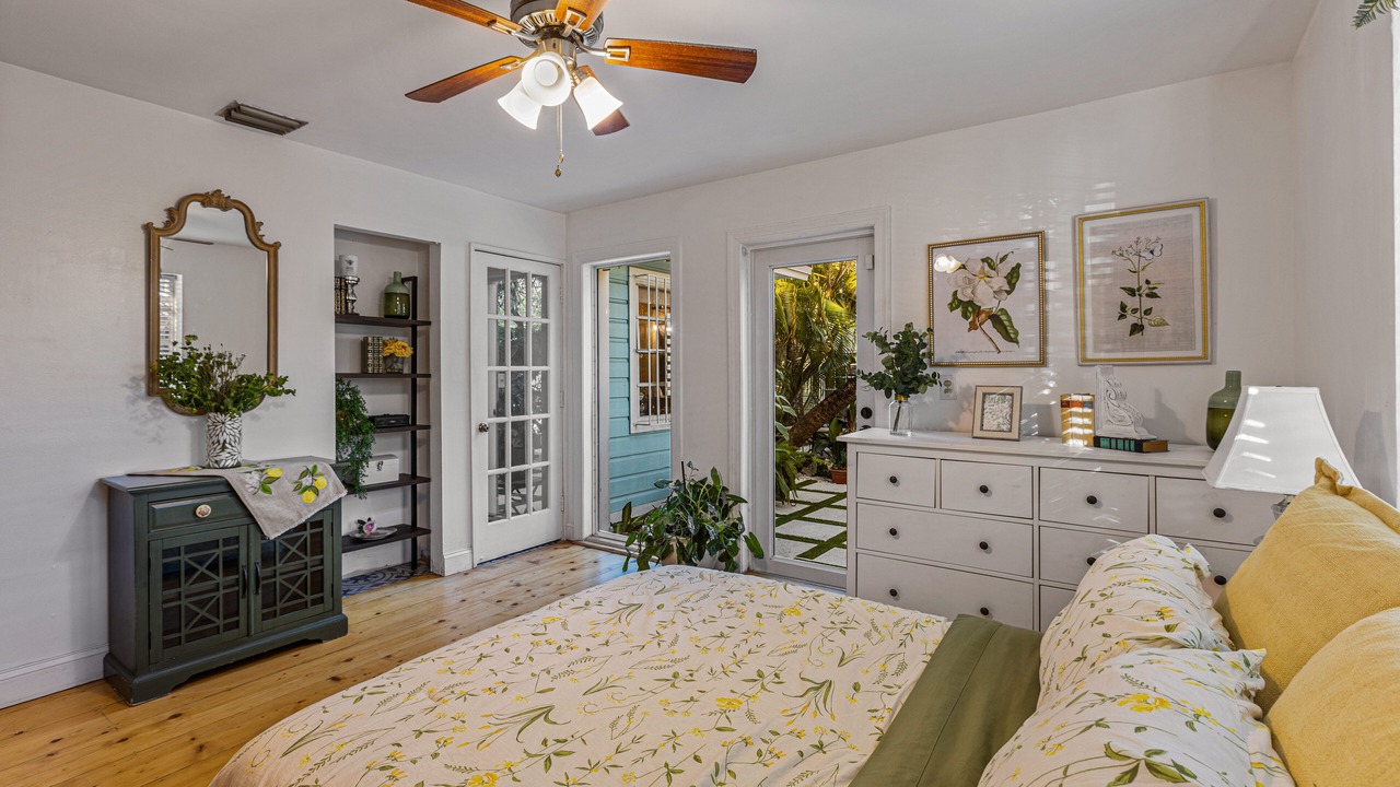 Photo of Bedroom in Coral Way