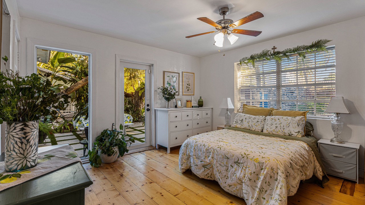 Photo of Bedroom in Coral Way