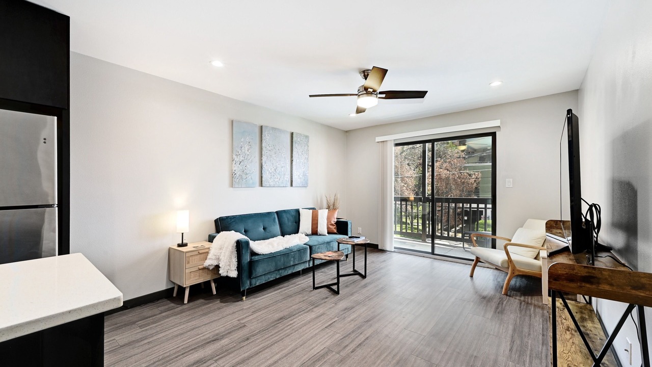 Photo of Livingroom in Hancock
