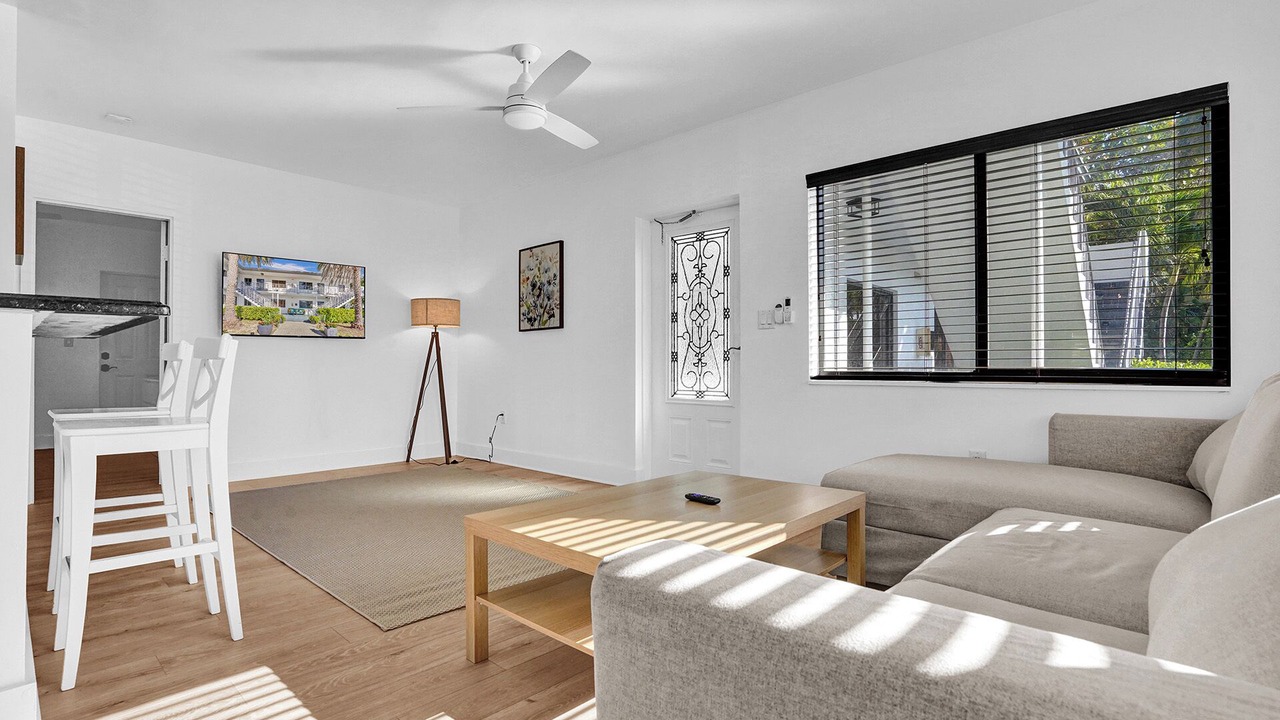 Photo of Livingroom in North Beach