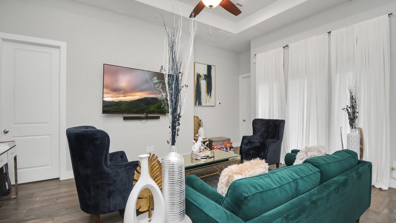 Photo of Livingroom in Southeast Houston