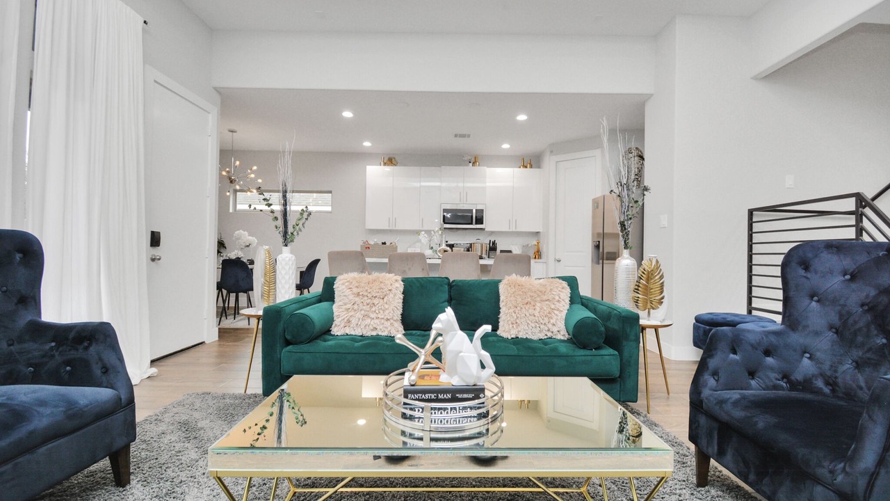 Photo of Livingroom in Southeast Houston