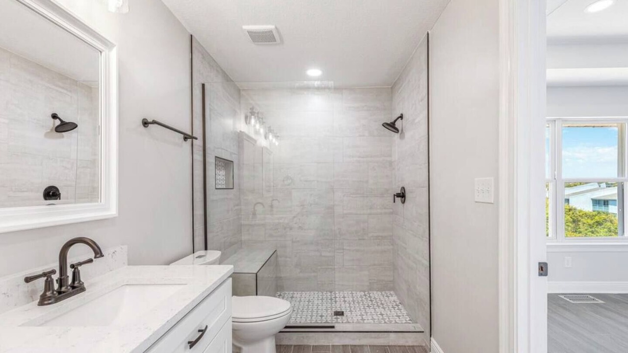 Photo of Bathroom in Sunnyside