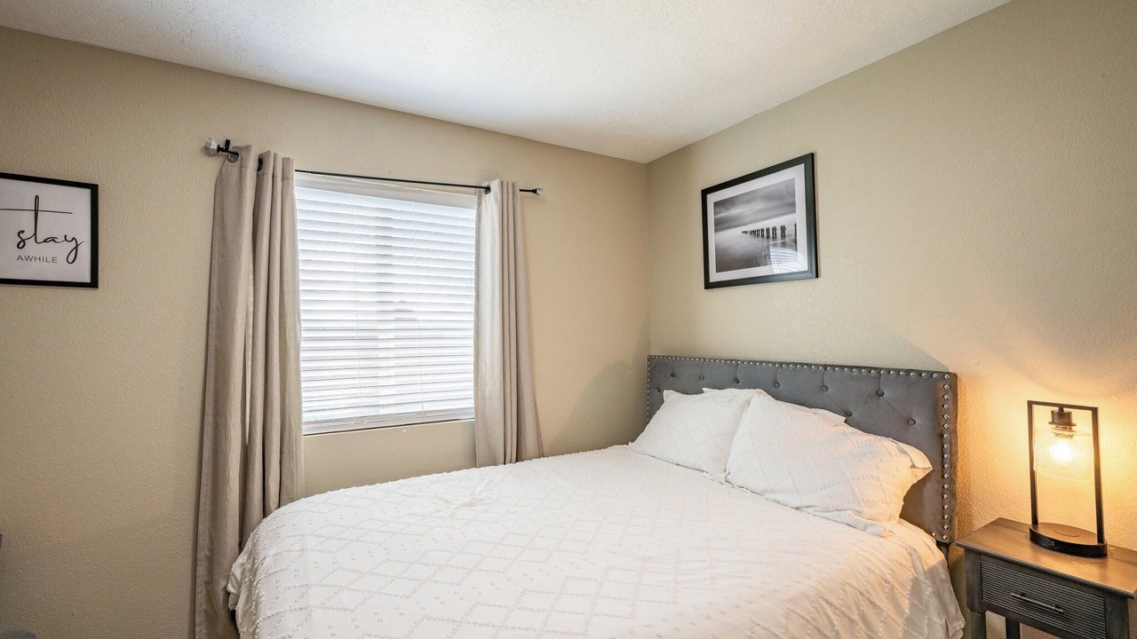 Photo of Bedroom in Westgate Heights