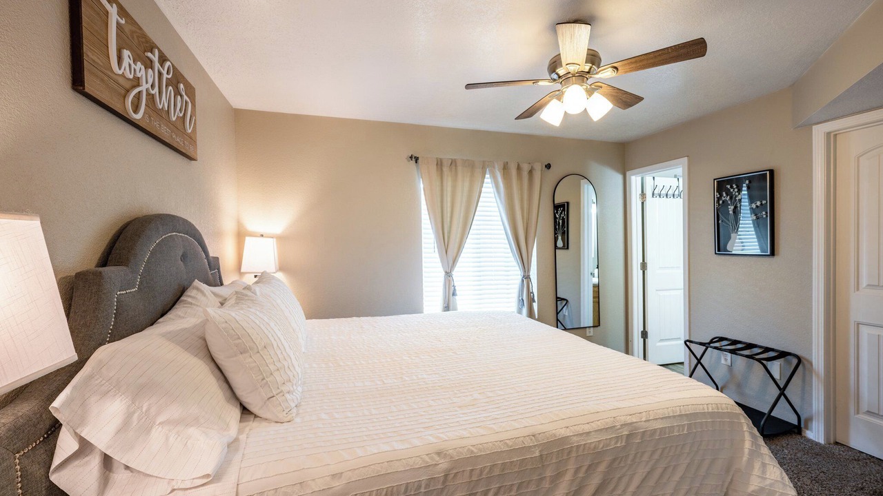 Photo of Bedroom in Westgate Heights