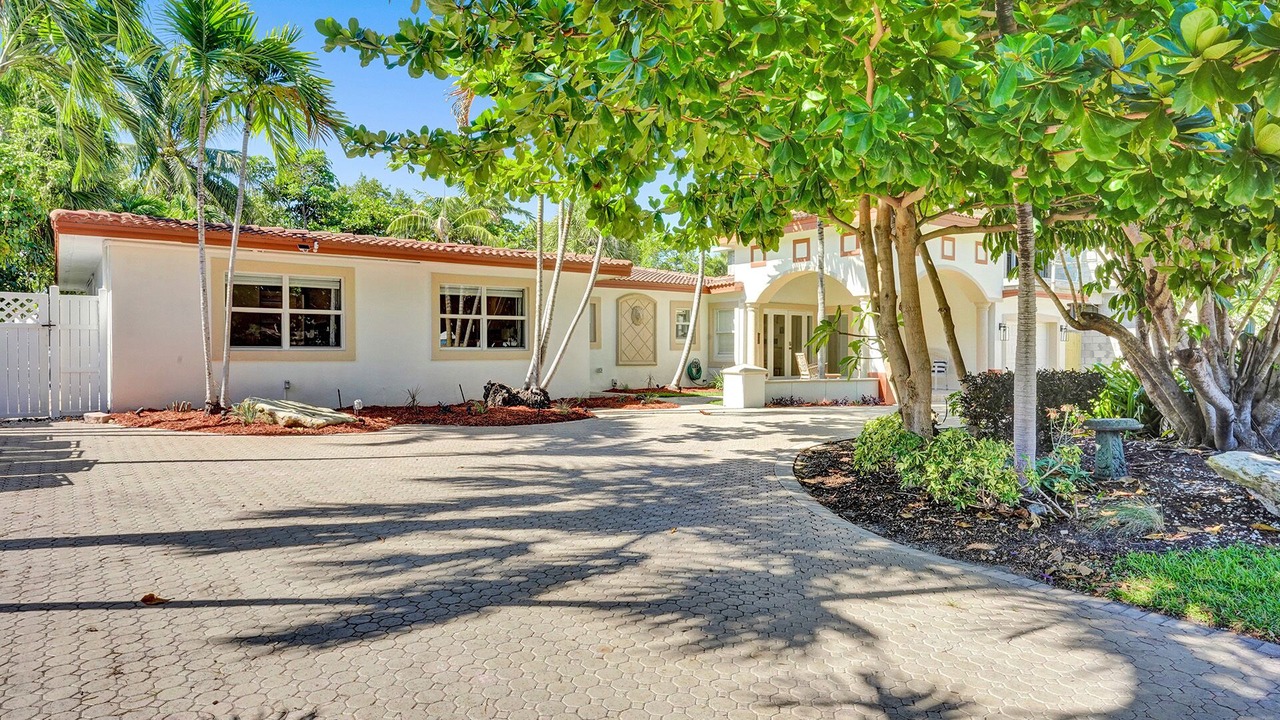 Photo of Outdoor in Lauderdale Beach