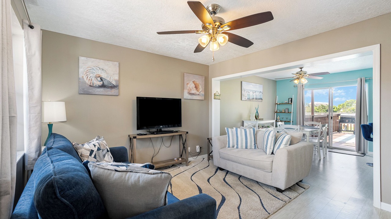 Photo of Livingroom in Cape Caneveral Beach Gardens