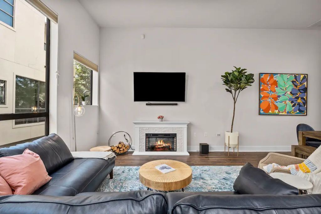 Photo of Livingroom in MacGregor