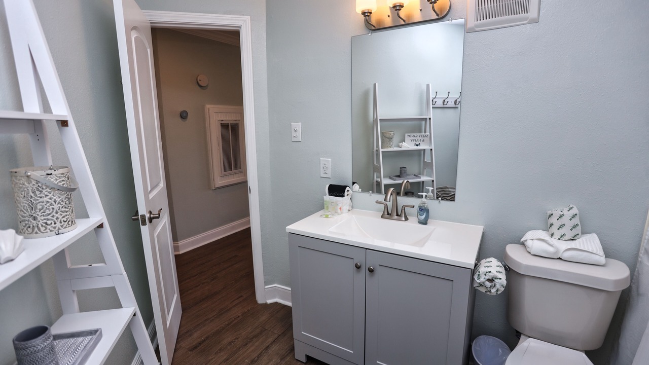 Photo of Bathroom in Galveston