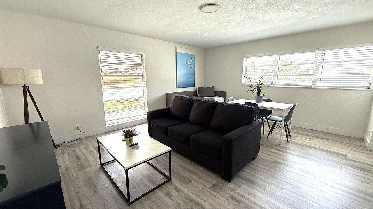 Photo of Bedroom in Deerfield Beach
