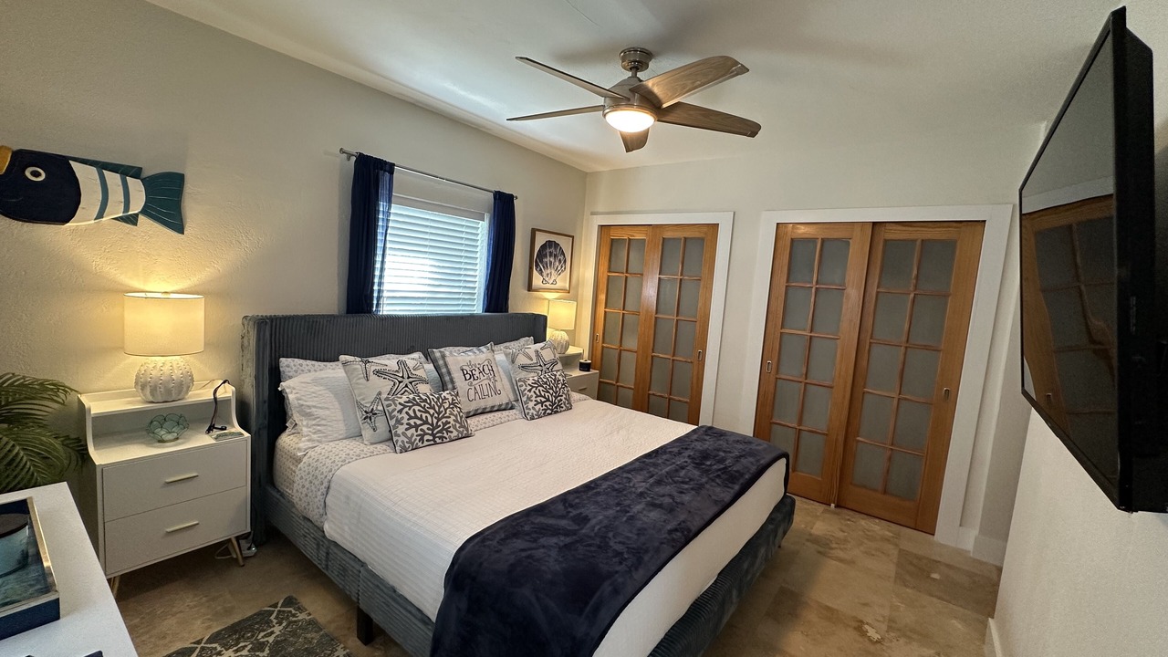 Photo of Bedroom in River Oaks