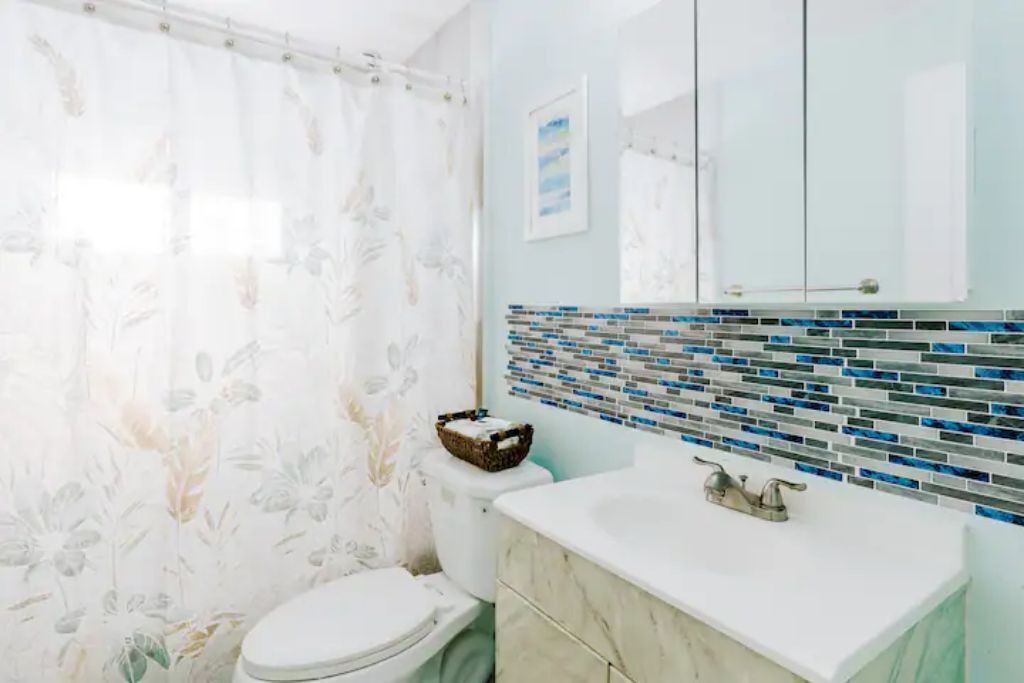 Photo of Bathroom in Hallandale Beach