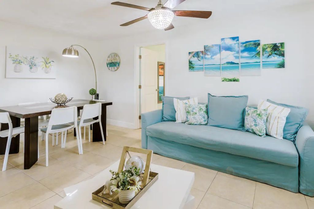 Photo of Bedroom in Hallandale Beach