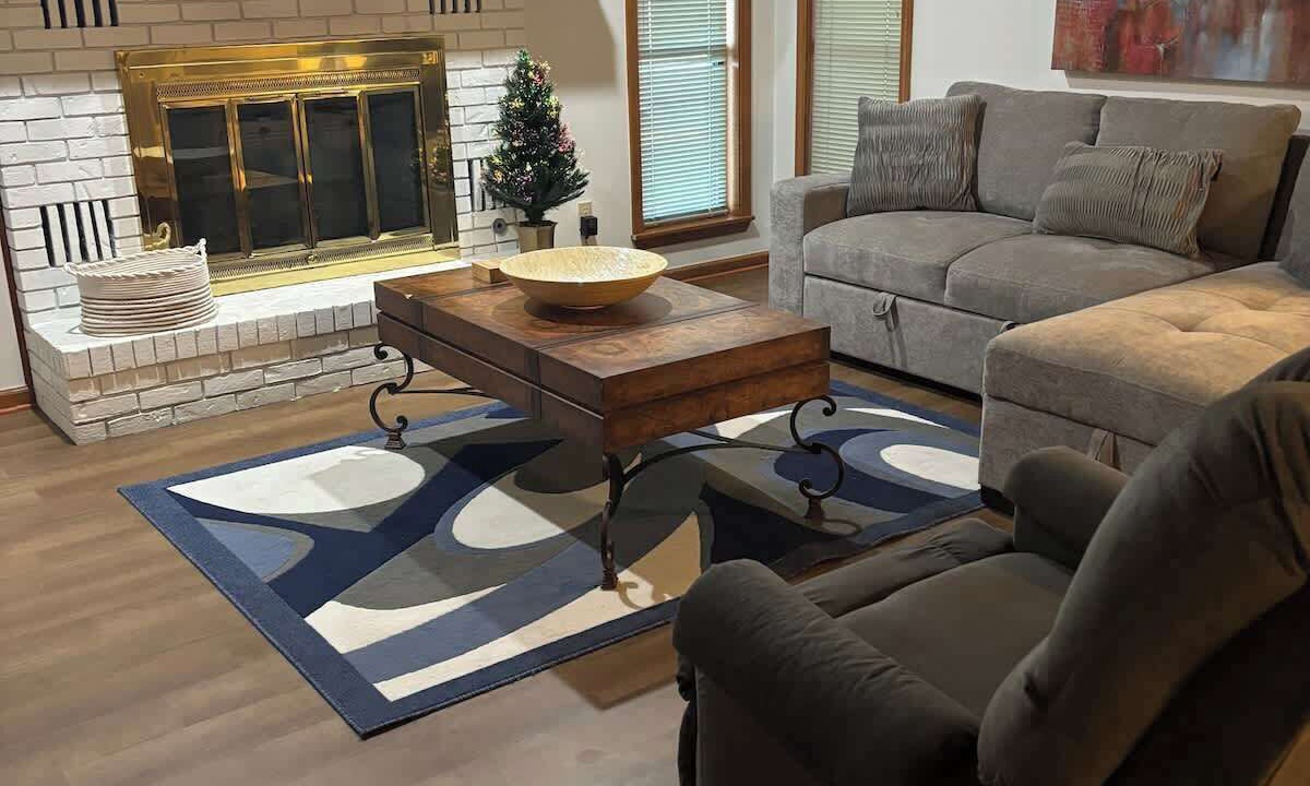 Photo of Livingroom in Benton