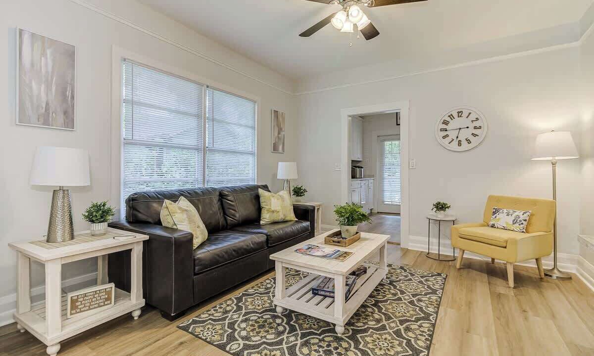 Photo of Livingroom in Lakeland