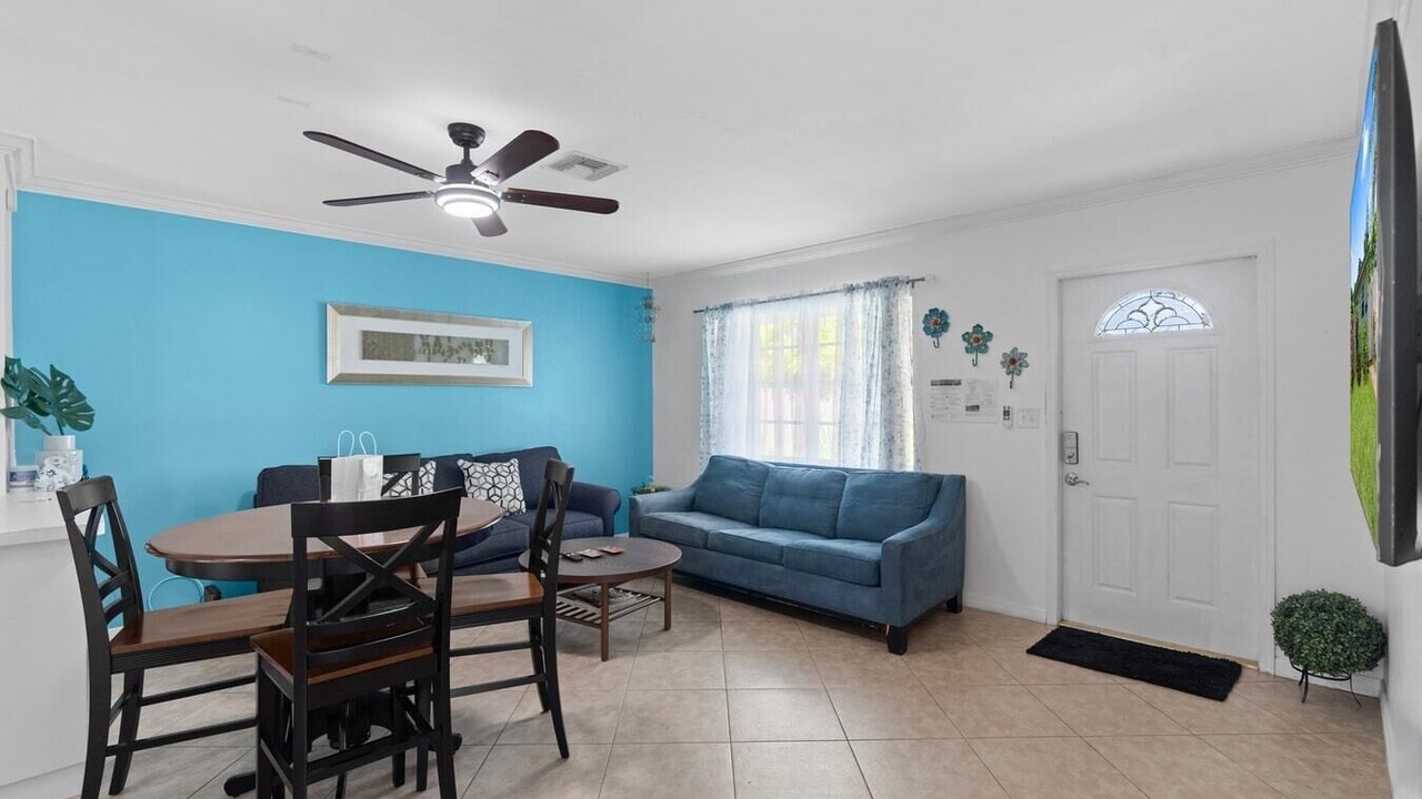 Photo of Livingroom in Downtown Fort Lauderdale